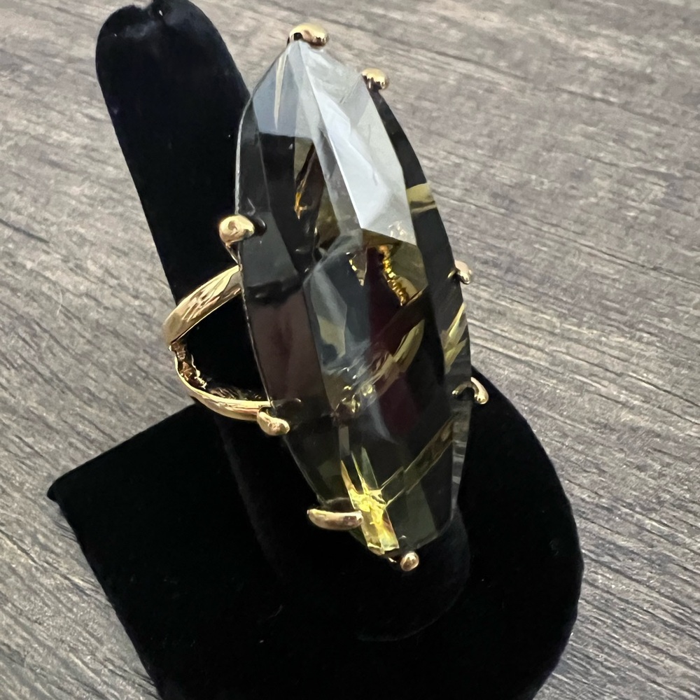 RLM SoHo earring and ring set. Faceted olive color - Picture 6 of 10